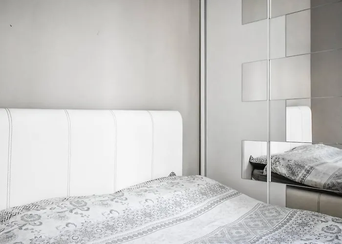 Apartamento 2bdr Luxury On Prime Location *