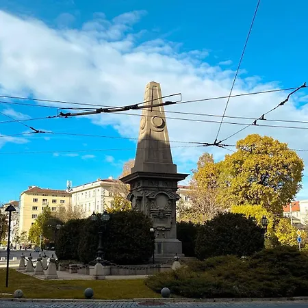 Apartament 2bdr Luxury On Prime Location Sofia