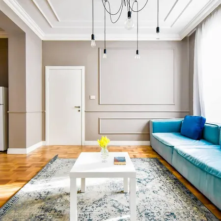 Apartamento 2bdr Luxury On Prime Location *