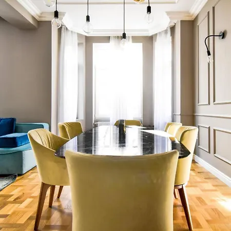 Apartament 2bdr Luxury On Prime Location Sofia