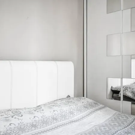 Apartamento 2bdr Luxury On Prime Location *