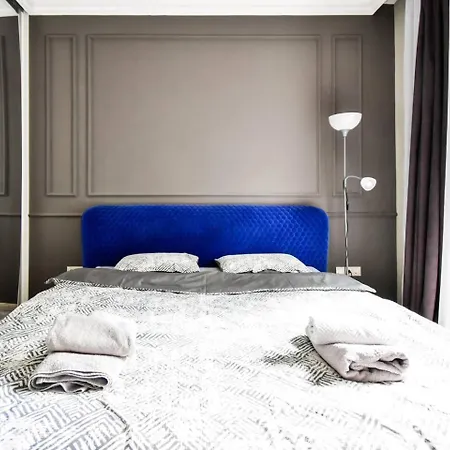 2bdr Luxury On Prime Location Apartament