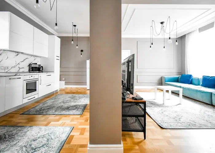 2bdr Luxury On Prime Location Апартаменты *